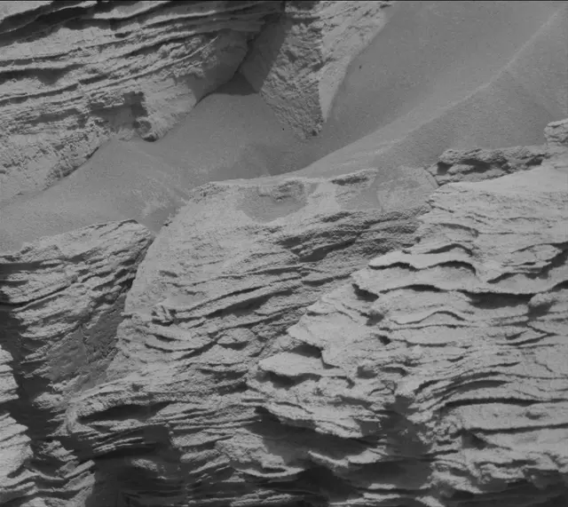 Sol 3369: Mast Camera (Mastcam)