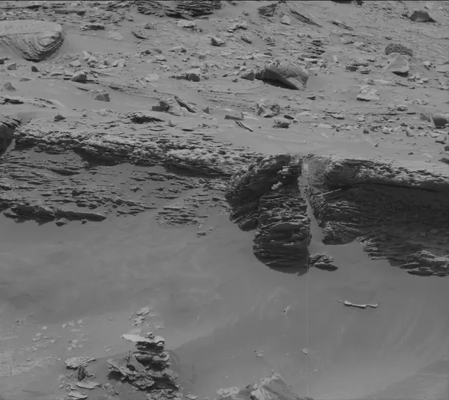 Sol 3371: Mast Camera (Mastcam)