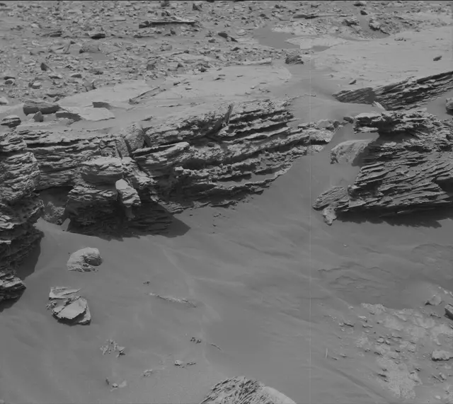 Sol 3371: Mast Camera (Mastcam)