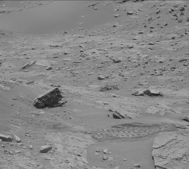Sol 3371: Mast Camera (Mastcam)