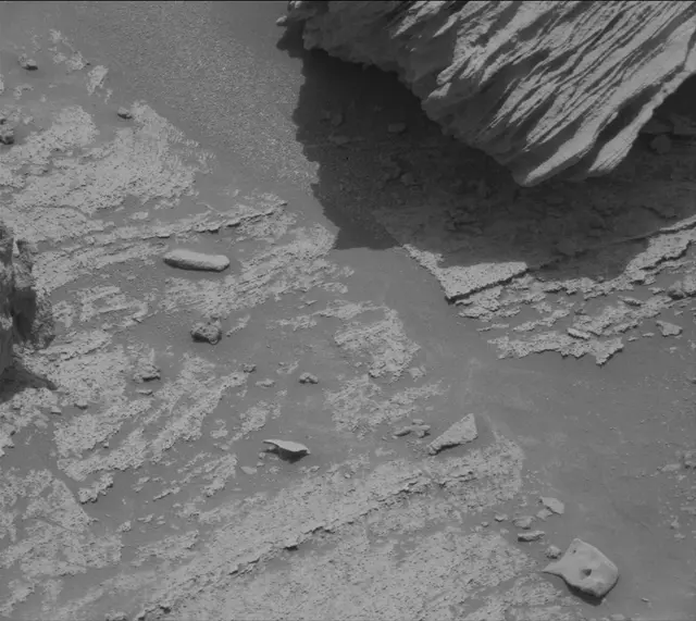 Sol 3371: Mast Camera (Mastcam)
