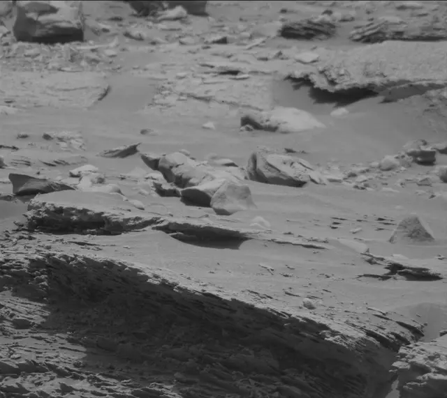 Sol 3371: Mast Camera (Mastcam)