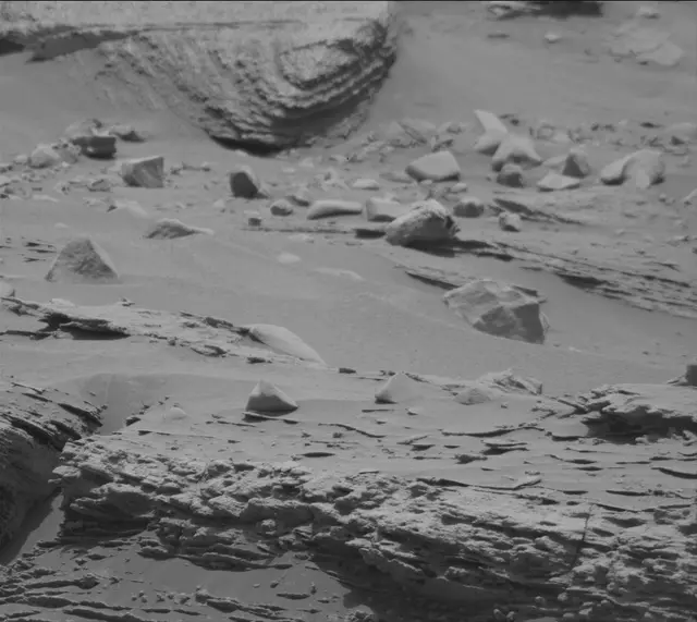Sol 3371: Mast Camera (Mastcam)