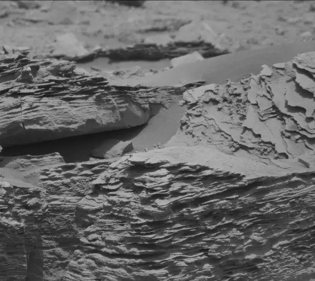 Sol 3371: Mast Camera (Mastcam)