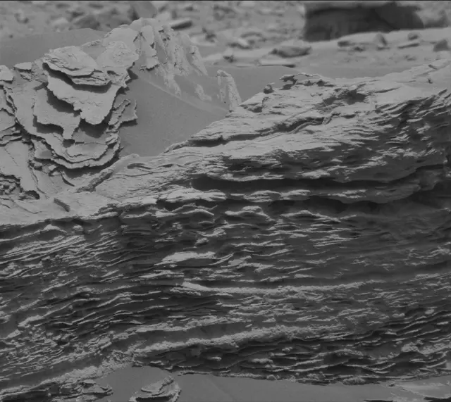 Sol 3371: Mast Camera (Mastcam)