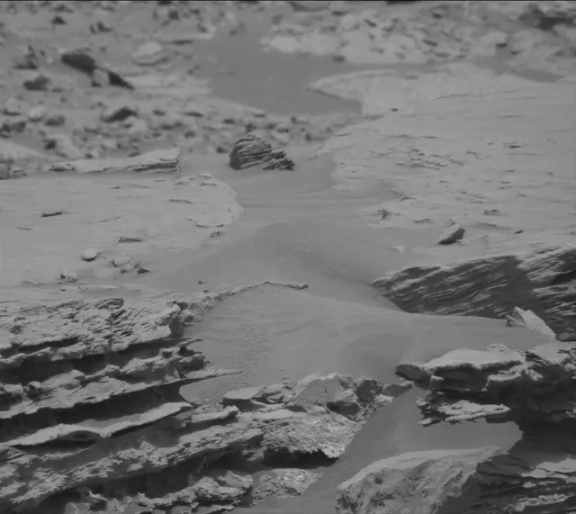 Sol 3371: Mast Camera (Mastcam)