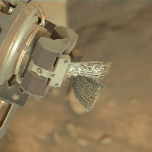 Sol 3371: Mast Camera (Mastcam)
