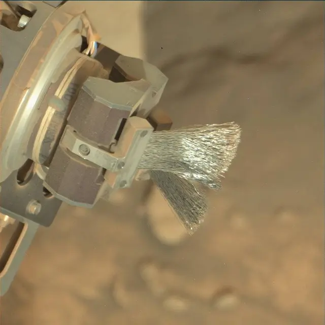Sol 3371: Mast Camera (Mastcam)
