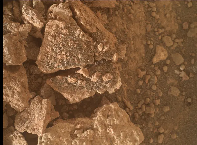 Sol 3371: Mars Hand Lens Imager (MAHLI)