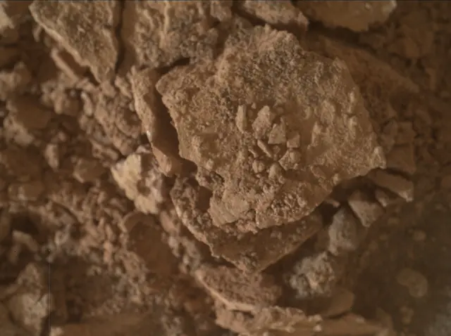 Sol 3371: Mars Hand Lens Imager (MAHLI)