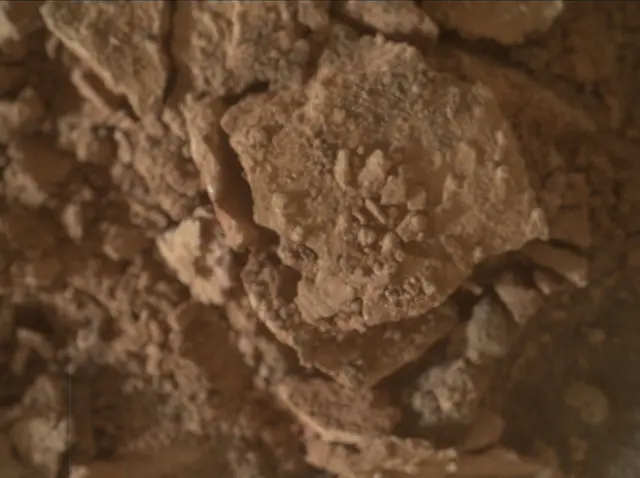 Sol 3371: Mars Hand Lens Imager (MAHLI)
