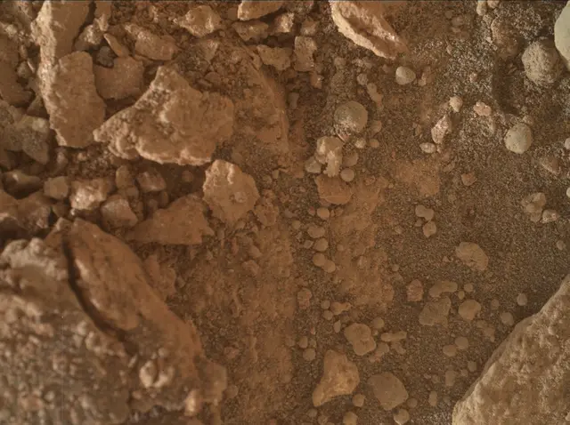 Sol 3371: Mars Hand Lens Imager (MAHLI)