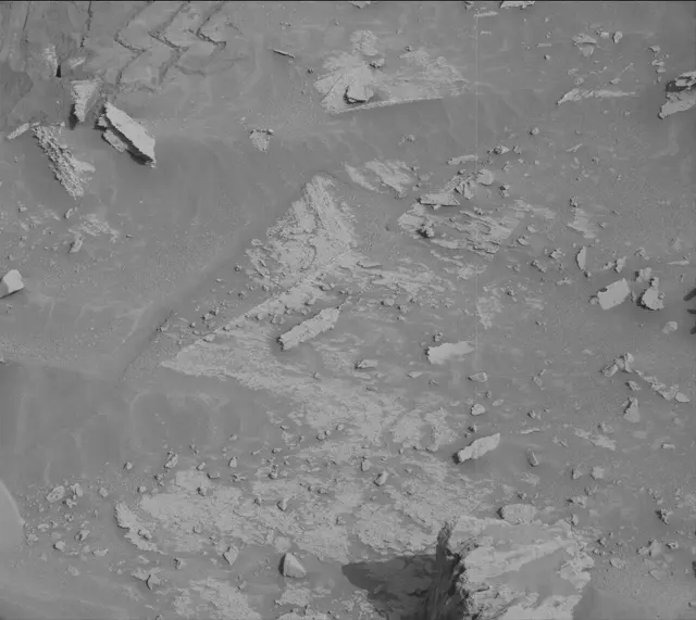 Sol 3372: Mast Camera (Mastcam)
