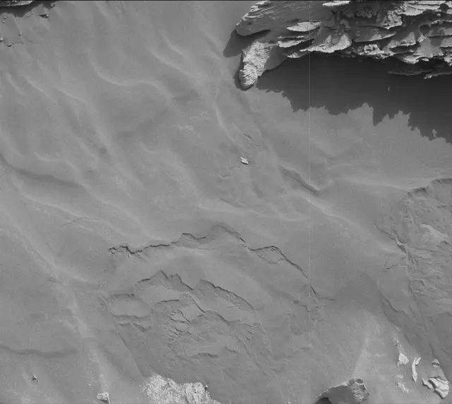 Sol 3372: Mast Camera (Mastcam)