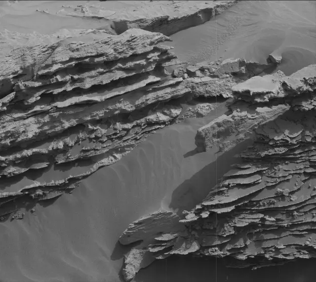 Sol 3372: Mast Camera (Mastcam)