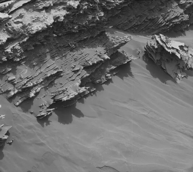 Sol 3372: Mast Camera (Mastcam)