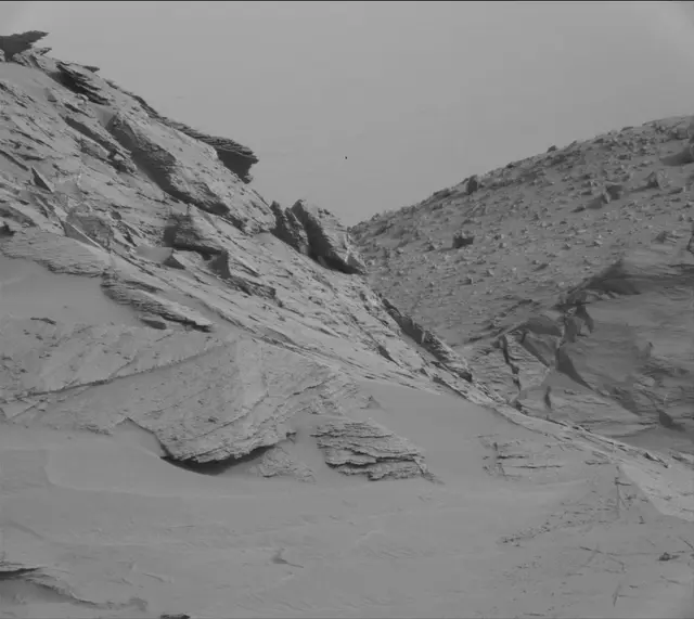 Sol 3372: Mast Camera (Mastcam)
