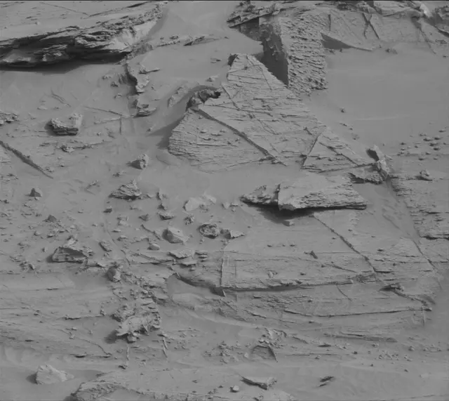 Sol 3372: Mast Camera (Mastcam)