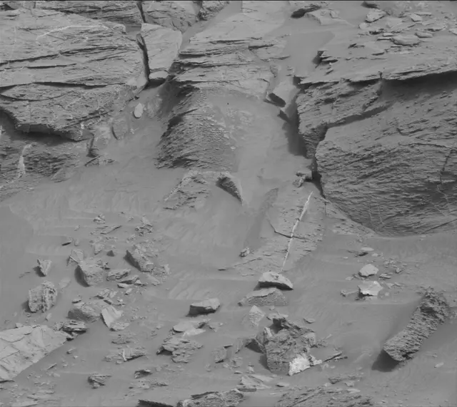 Sol 3372: Mast Camera (Mastcam)