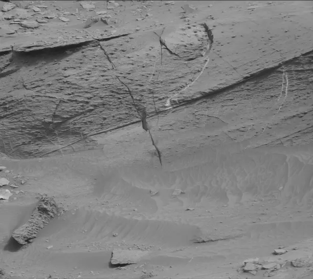 Sol 3372: Mast Camera (Mastcam)