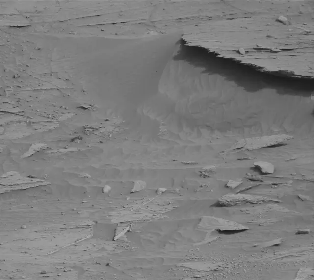 Sol 3372: Mast Camera (Mastcam)