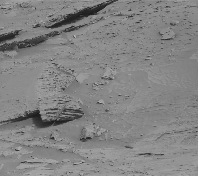Sol 3372: Mast Camera (Mastcam)