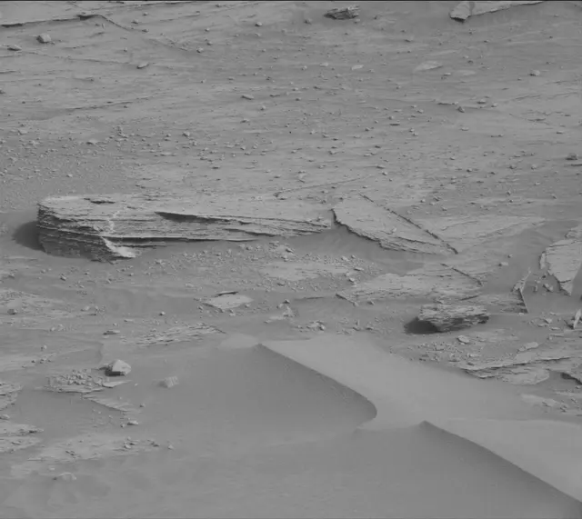 Sol 3372: Mast Camera (Mastcam)
