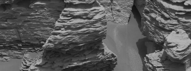 Sol 3374: Mast Camera (Mastcam)