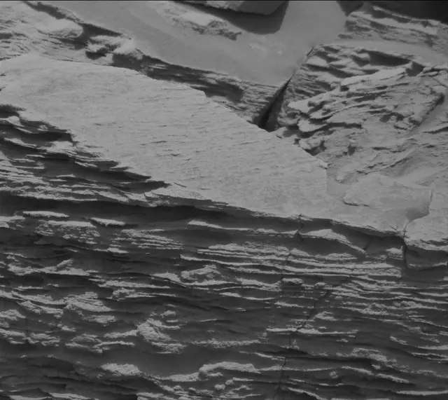 Sol 3374: Mast Camera (Mastcam)