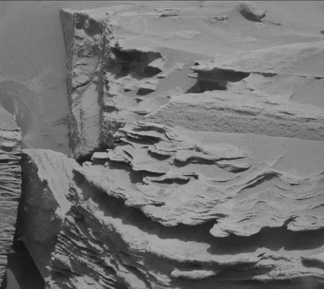 Sol 3374: Mast Camera (Mastcam)