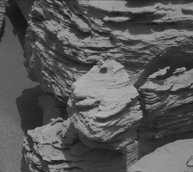 Sol 3374: Mast Camera (Mastcam)