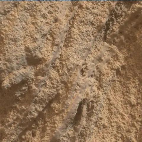 Sol 3374: Mars Hand Lens Imager (MAHLI)