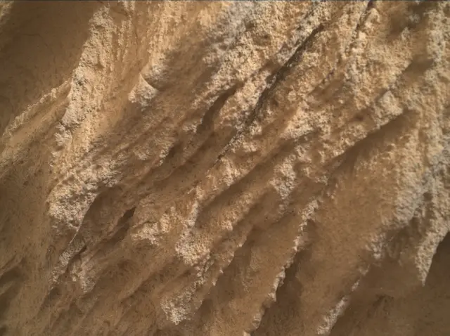 Sol 3374: Mars Hand Lens Imager (MAHLI)