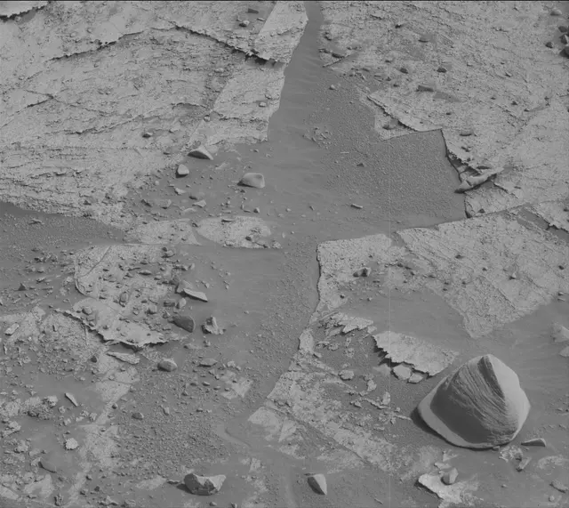 Sol 3378: Mast Camera (Mastcam)