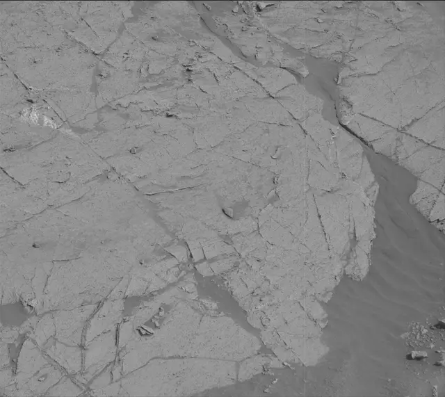 Sol 3378: Mast Camera (Mastcam)