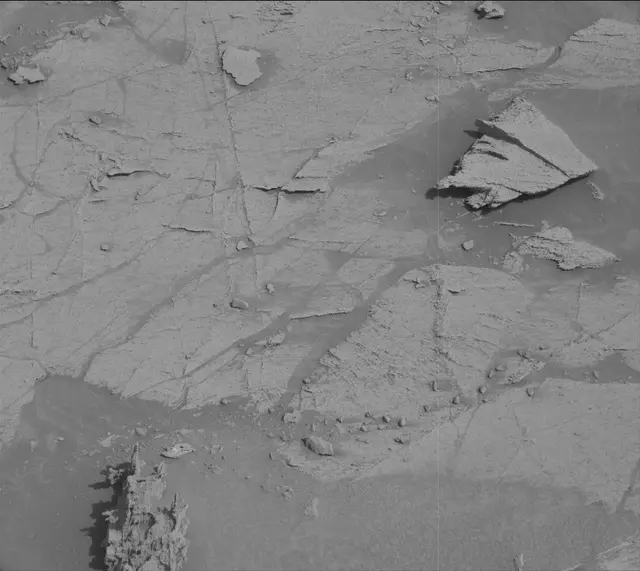 Sol 3378: Mast Camera (Mastcam)