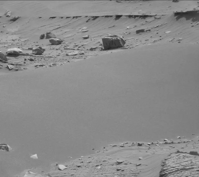 Sol 3378: Mast Camera (Mastcam)