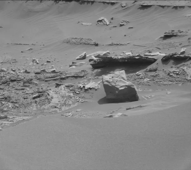 Sol 3378: Mast Camera (Mastcam)