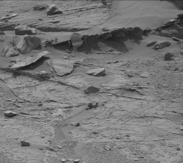 Sol 3378: Mast Camera (Mastcam)