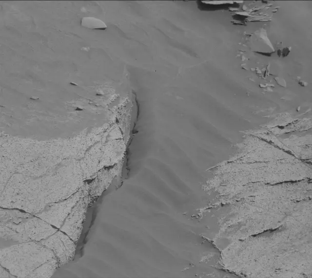 Sol 3378: Mast Camera (Mastcam)