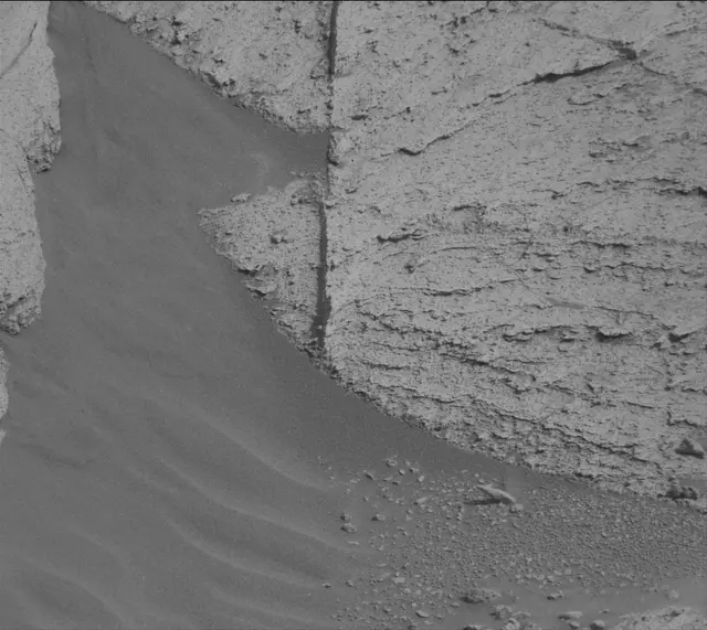 Sol 3378: Mast Camera (Mastcam)