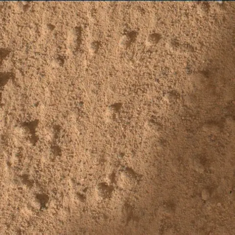 Sol 3378: Mars Hand Lens Imager (MAHLI)