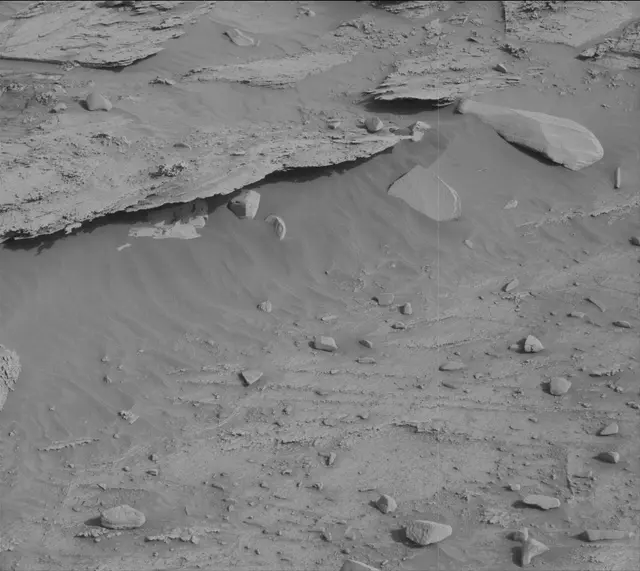 Sol 3379: Mast Camera (Mastcam)