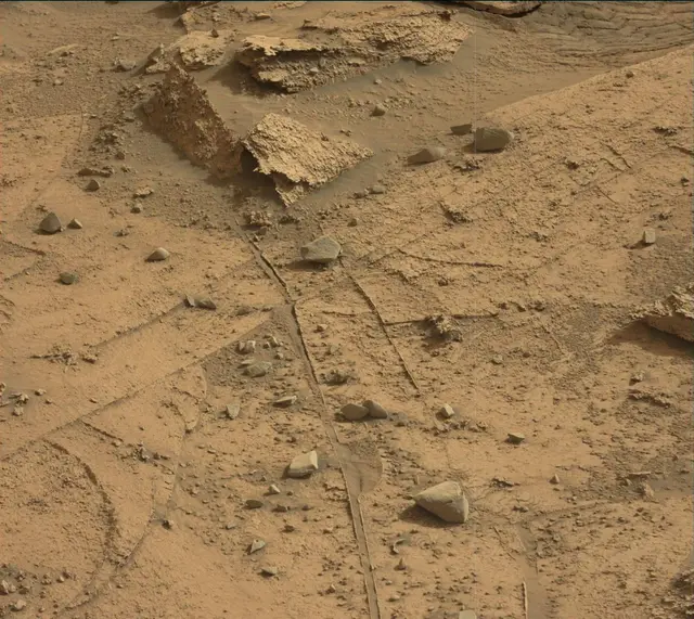 Sol 3379: Mast Camera (Mastcam)