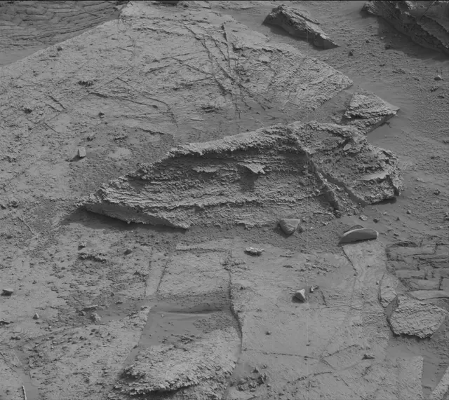 Sol 3379: Mast Camera (Mastcam)