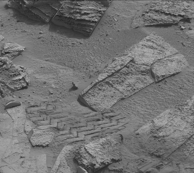 Sol 3379: Mast Camera (Mastcam)