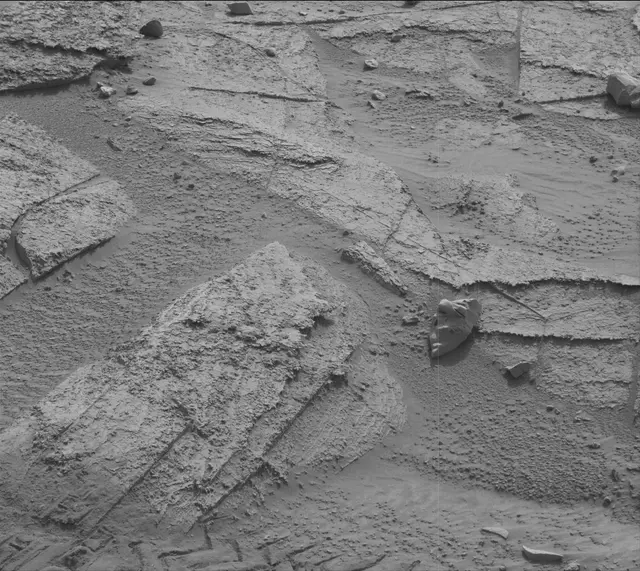 Sol 3379: Mast Camera (Mastcam)