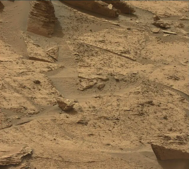 Sol 3379: Mast Camera (Mastcam)