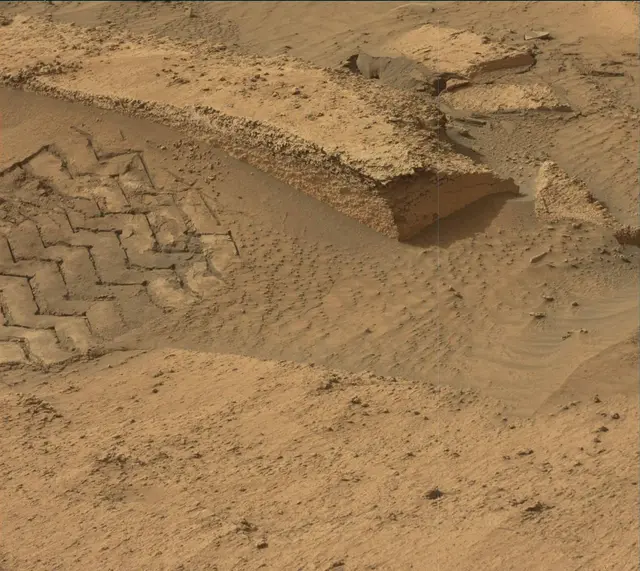 Sol 3379: Mast Camera (Mastcam)
