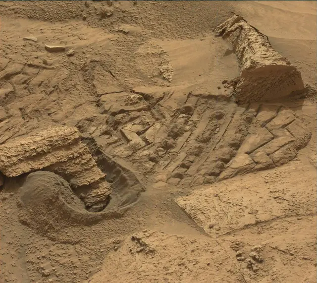 Sol 3379: Mast Camera (Mastcam)